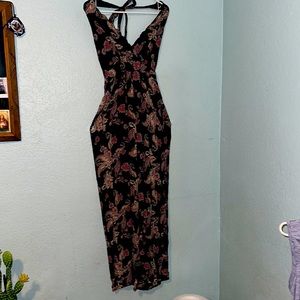 Pretty dress with cute design